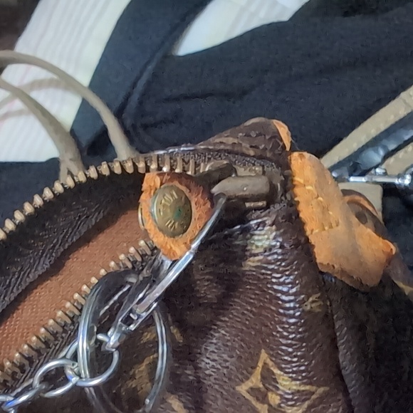 💯 Authentic LV Monogram Speedy 35 ❤️ - Picture 16 of 16